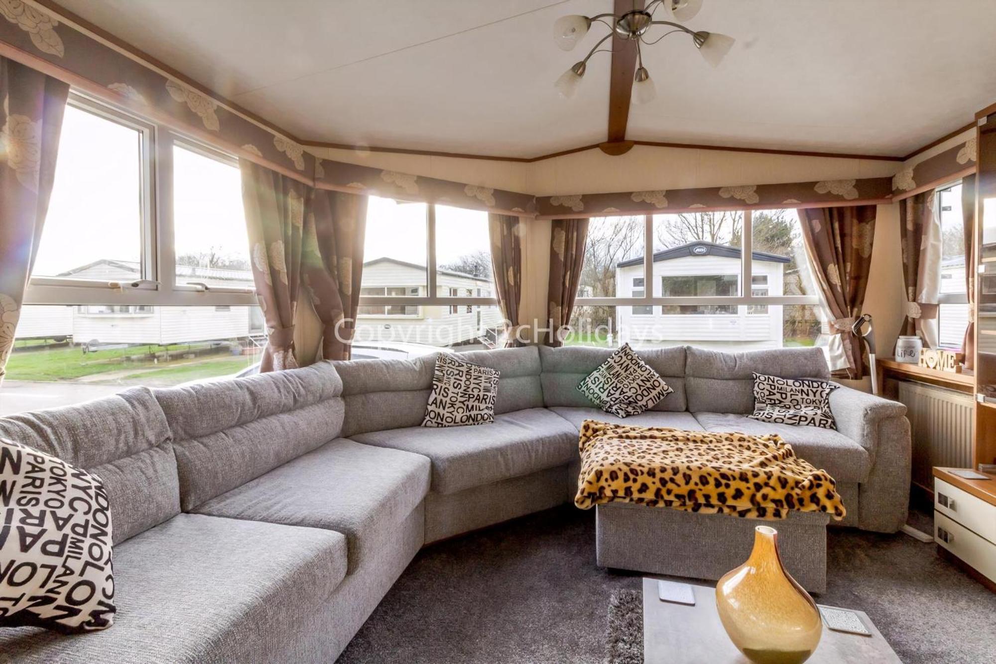 Lovely Caravan For Hire With Decking At Skipsea Sands In Yorkshire Ref 41015Wf Barmston Exterior photo